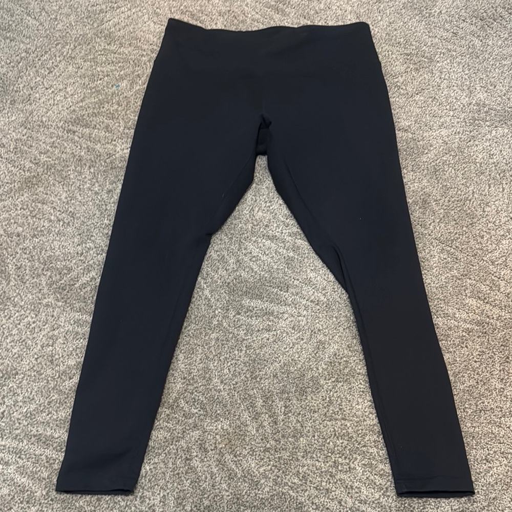 Sleek Black High-Waist Leggings- Zella XL